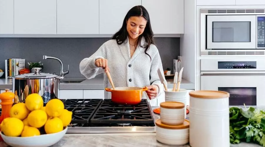 10 consejos para ahorrar tiempo en la cocina y disfrutar más de tu día a día