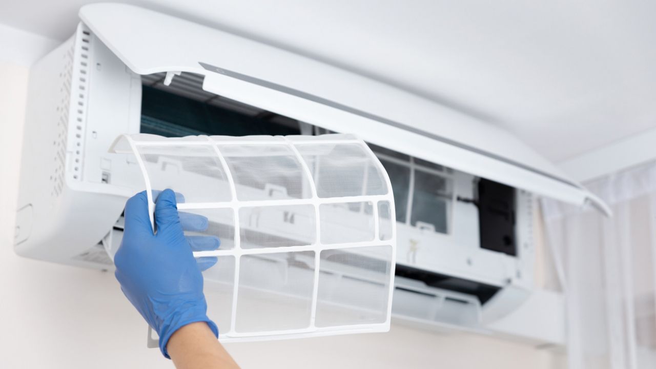 Cómo limpiar los filtros del aire acondicionado de forma fácil y efectiva para garantizar un hogar fresco y saludable