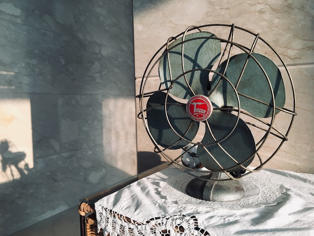¿Cuál consume más energía: un ventilador o un televisor? Descubre cómo ahorrar en tu hogar